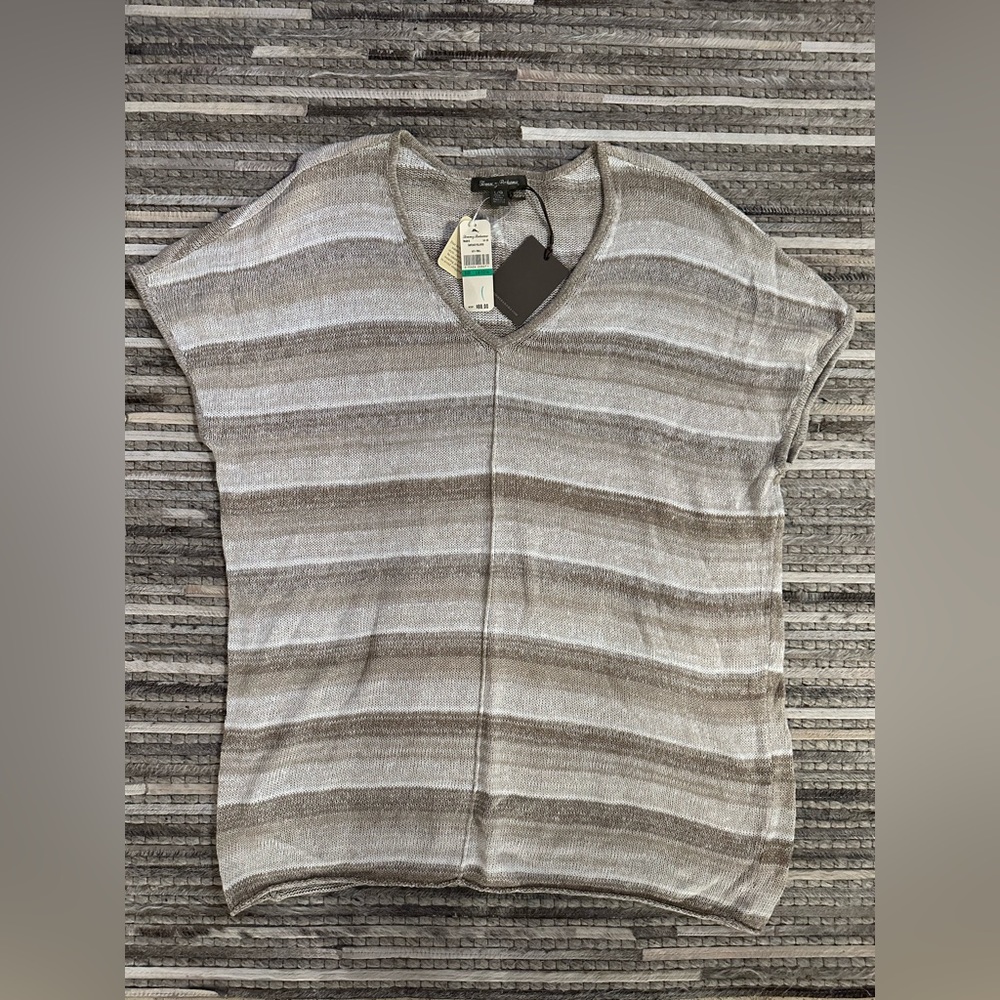 Tommy Bahama V-Neck Short Sleeve Sweater in Taupe and Cream Stripes L/XL